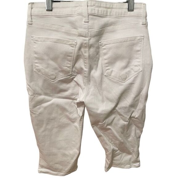 L’Agence Shorts Womens 25 White Iselin High Rise Pedal Pusher Bermuda Beachy - Picture 2 of 6